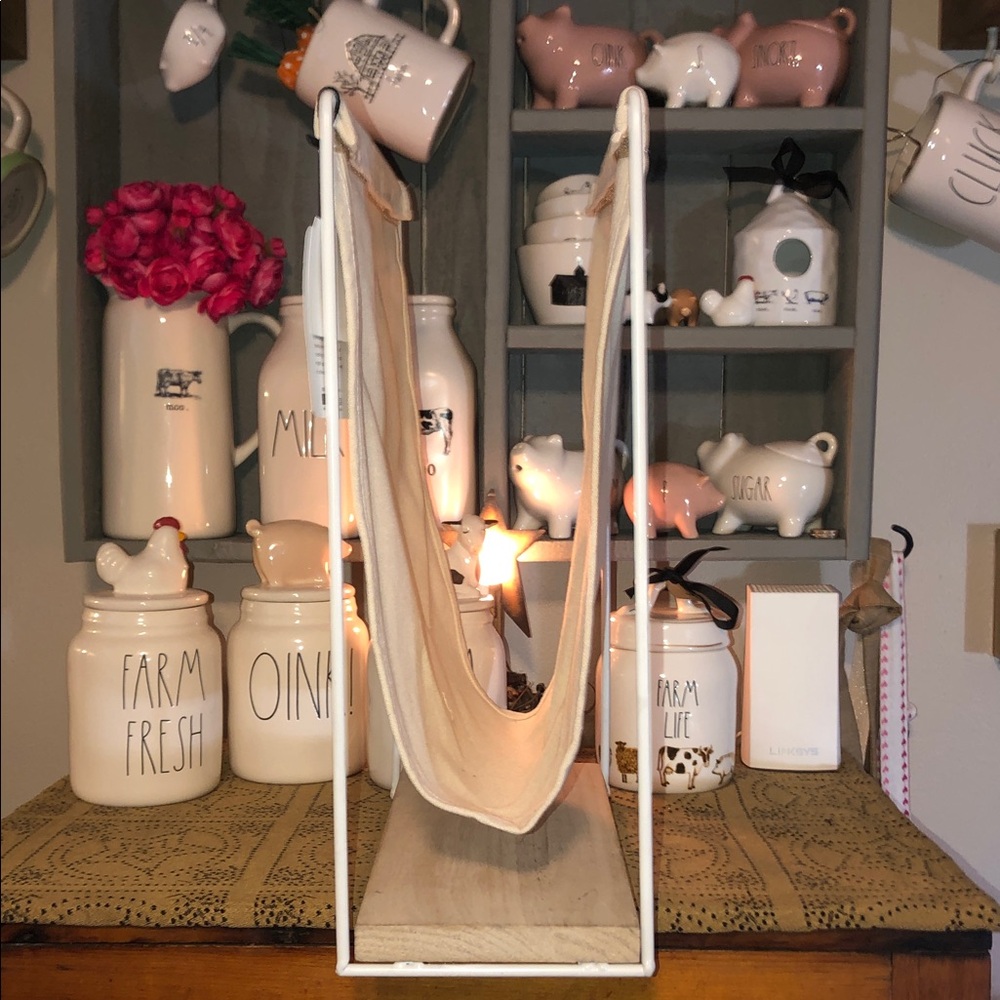 Rae Dunn MAGAZINES Cream Canvas Magazine Rack (Canvas/Wood/Metal) No Bundle! - Picture 4 of 10